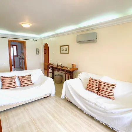 Spanish Connection - Seychelles Daire